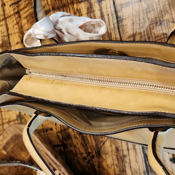 Coach Hampton Madeline Satchel Leather Purse - Picture 6 of 14